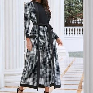 Shein 2 pc black & white set - brand new